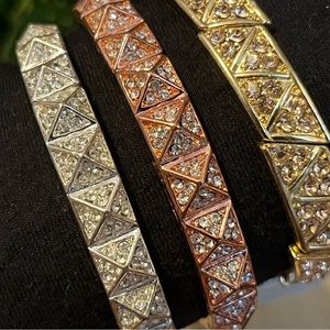 $1 JEWELRY SALE! Bundle for deals!